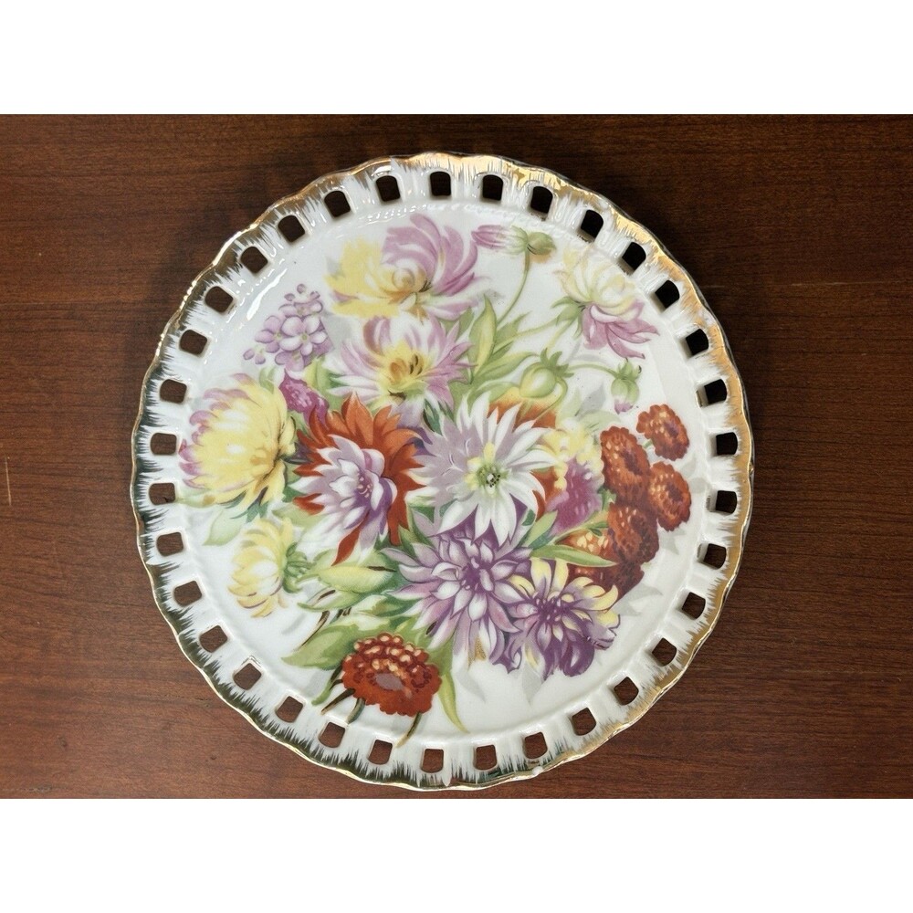 Vintage Ceramic Decorative Plate Floral Lace Border Gold Trim T1144 Hand Painted
